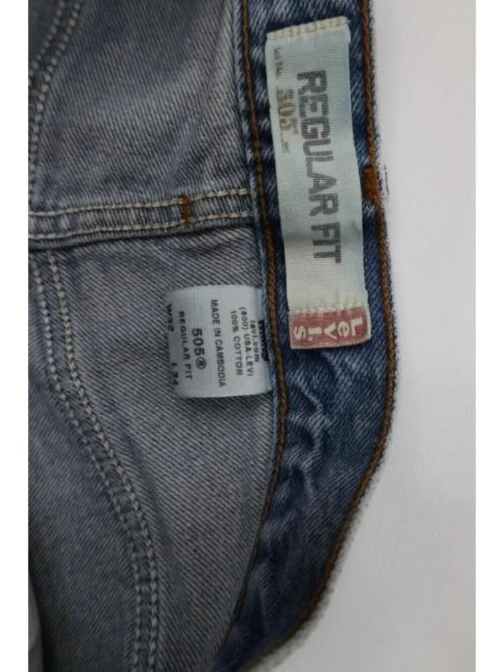 Vintage Y2K 2004 Levis 505 Mens 32x34 Distressed Regular Straight Leg Jeans Blue